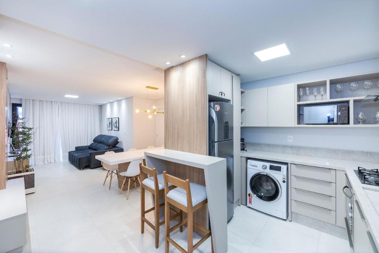 Adra 106 - Apartamento No Centro De Bombinhas - Rooftop Com Piscina E Academia - A Poucos Metros Da Praia - Kültér fotó