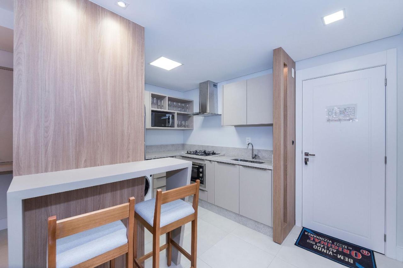 Adra 106 - Apartamento No Centro De Bombinhas - Rooftop Com Piscina E Academia - A Poucos Metros Da Praia - Kültér fotó