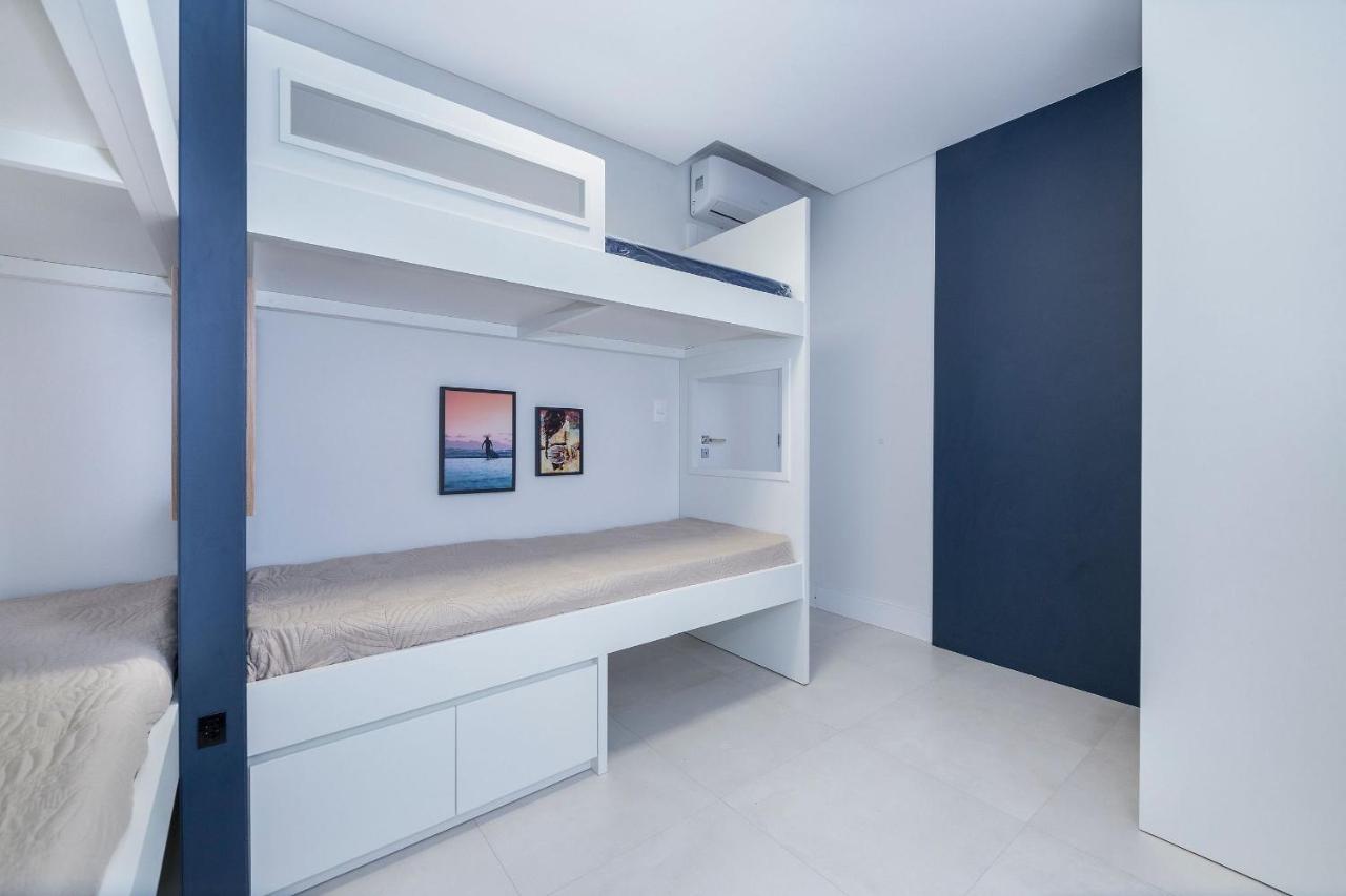 Adra 106 - Apartamento No Centro De Bombinhas - Rooftop Com Piscina E Academia - A Poucos Metros Da Praia - Kültér fotó