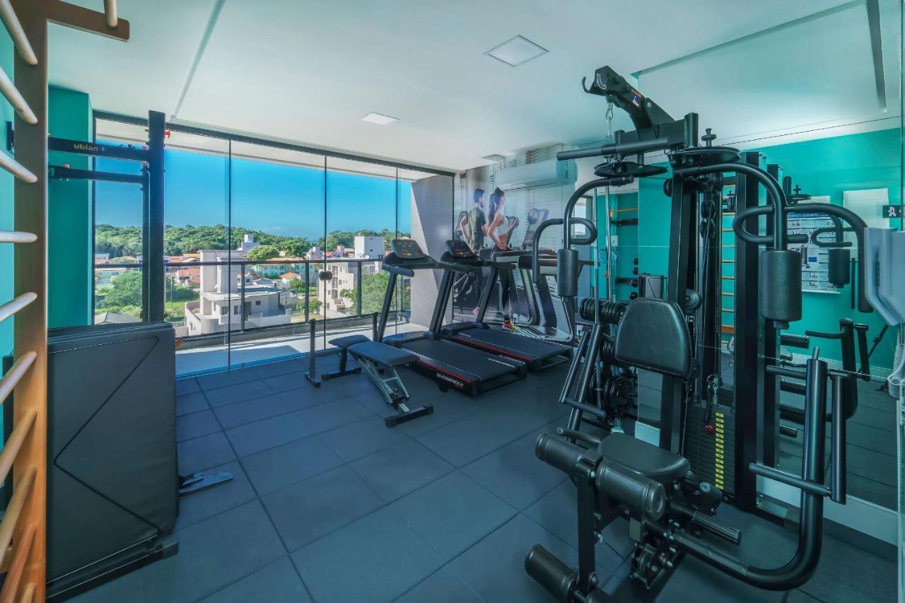 Adra 106 - Apartamento No Centro De Bombinhas - Rooftop Com Piscina E Academia - A Poucos Metros Da Praia - Kültér fotó