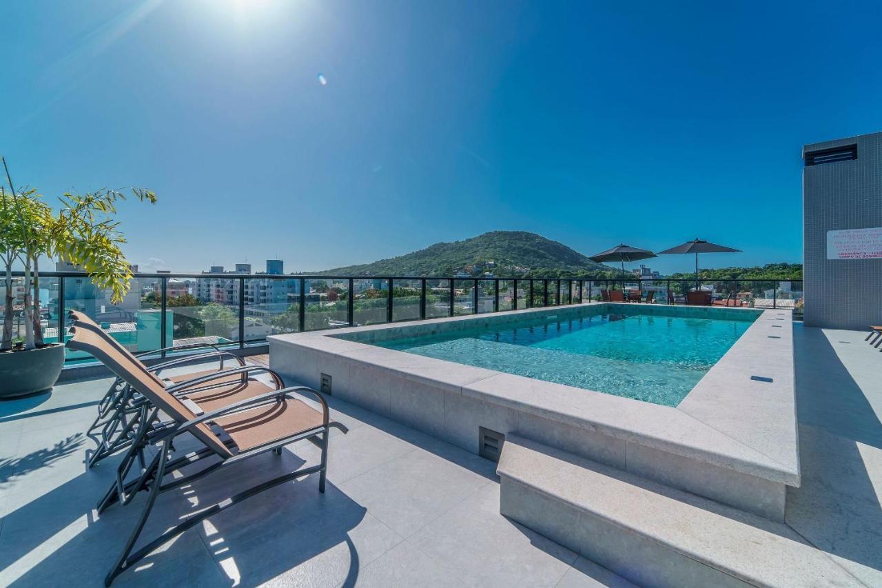 Adra 106 - Apartamento No Centro De Bombinhas - Rooftop Com Piscina E Academia - A Poucos Metros Da Praia - Kültér fotó