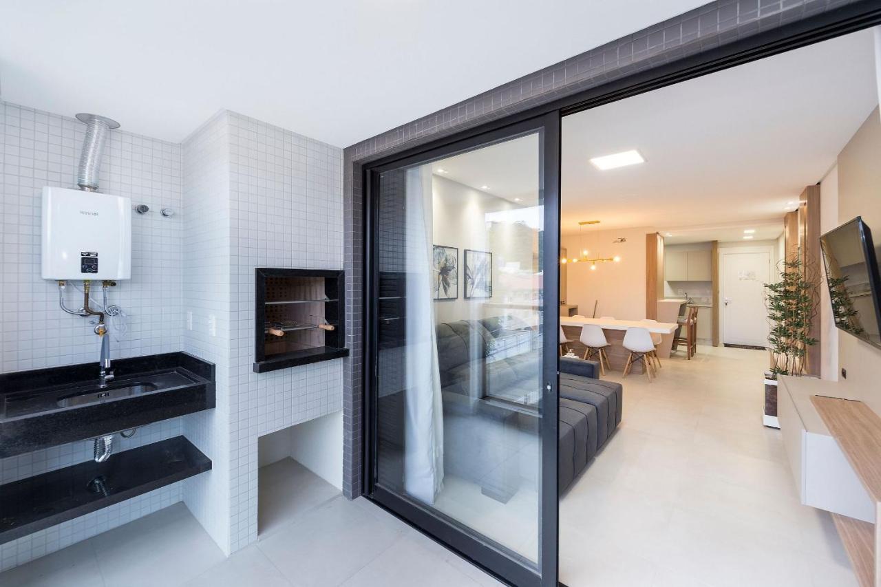Adra 106 - Apartamento No Centro De Bombinhas - Rooftop Com Piscina E Academia - A Poucos Metros Da Praia - Kültér fotó